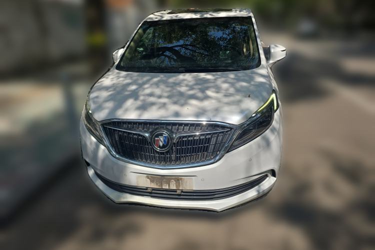 Used Buick GL8 2017 ES 28T Flagship Model China V Standard Front