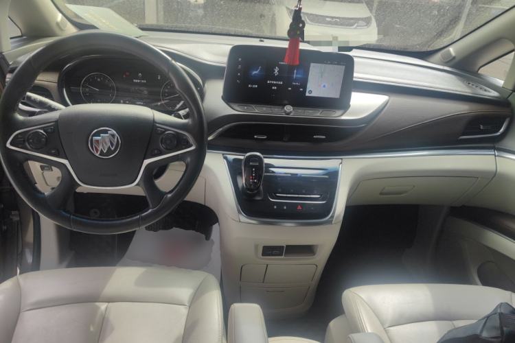 Used Buick GL8 2020 Land Business Class 652T Luxury Model Center Console