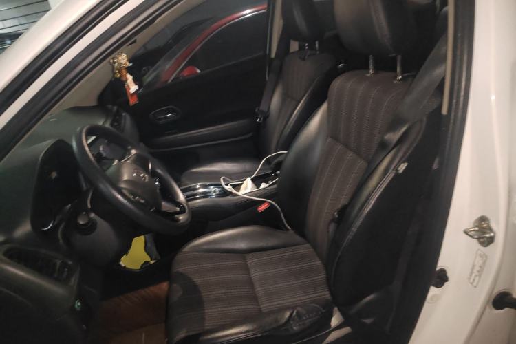 Used Honda Vezel 2017 1.8L CVT Front-Wheel Drive Pioneer Edition