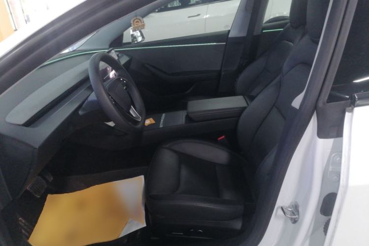 Used Tesla Model 3 2025 Rear-Wheel-Drive Version
