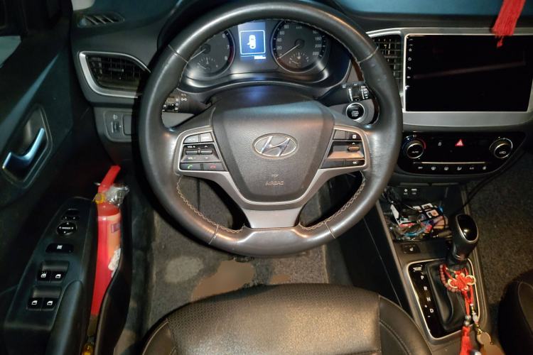 Used Hyundai Verna (new generation) 2016 1.6L Automatic Elite Edition TOP
