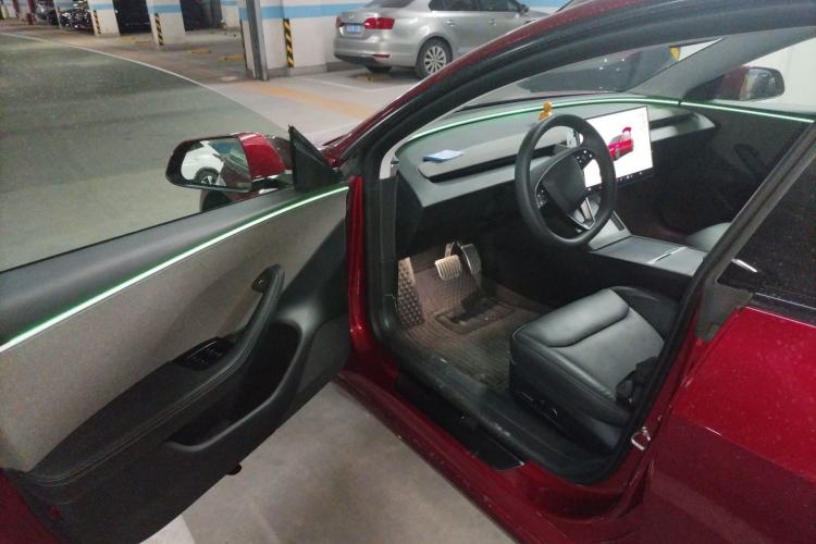 Used Tesla Model 3 2023 Rear-Wheel-Drive Version
