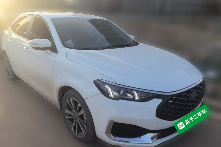 Used Ford Escort 2021 1.5L Automatic Diamond Edition Front Right 45 Deg