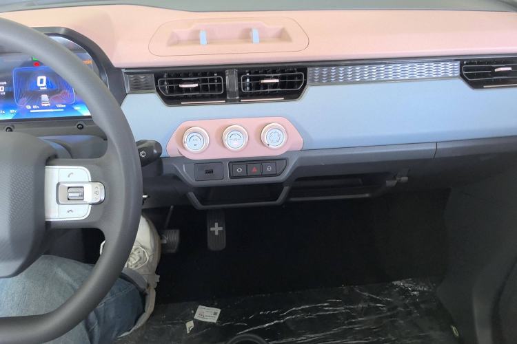 Used Chery New Energy QQ Ice Cream 2025 155km Sundae Edition