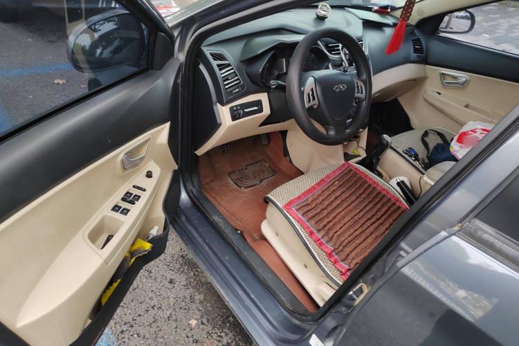 Used Chery Fengyun 2 2013 Hatchback 1.5L Manual Ruiyi Edition Driver Seat