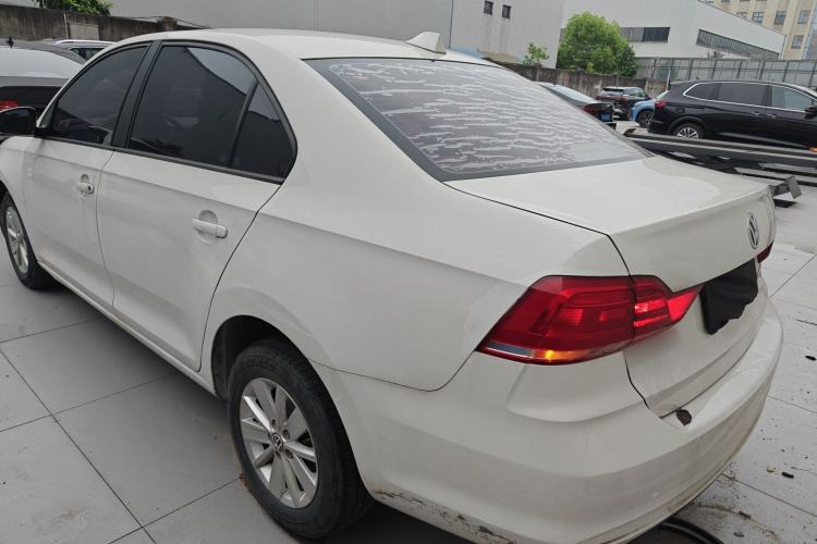 Used Volkswagen Santana 2016 1.6L Manual Fashion Edition Rear Left 45 Deg