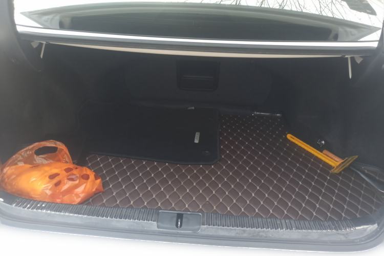 Used Lexus ES 2016 200 Midnight Special Limited Edition Trunk