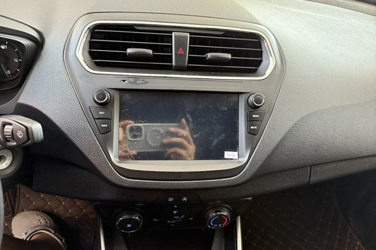 Used Ford Escort 2019 Revised 1.5L Automatic ZhiXiang Version (Tire Pressure Monitoring) China VI Standard