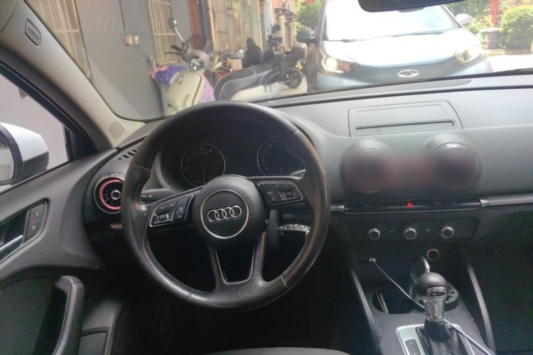 Used Audi A3 2017 Limousine 35 TFSI Ambition Edition
