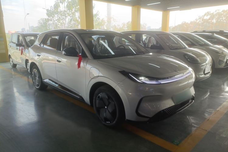 Used ARCFOX T1 2025 Model 425 PRO