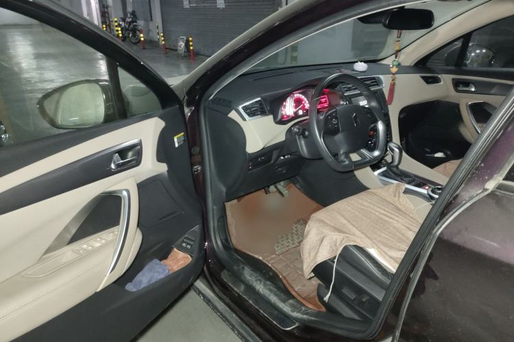 Used DS 6 2014 1.6T Luxury Edition THP160