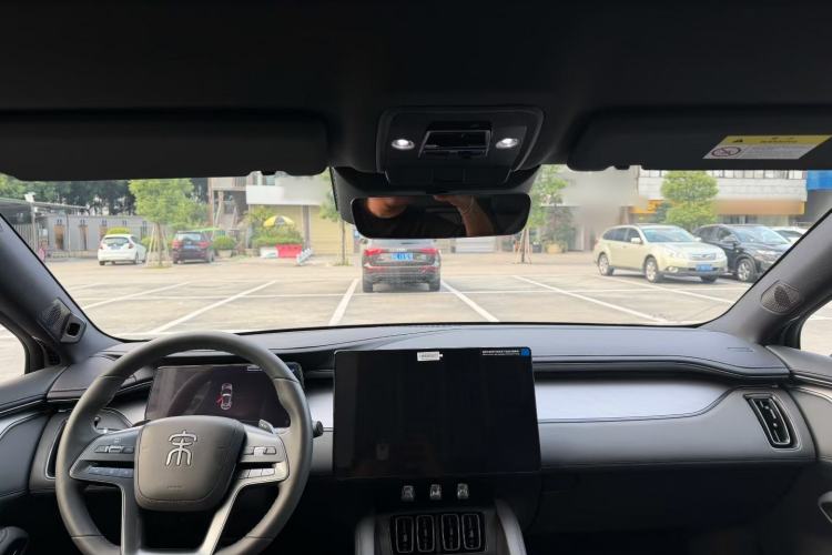 Used BYD Song L EV 2025 Intelligent Driving Version 662 km LiDAR Excellence Edition Interior 4