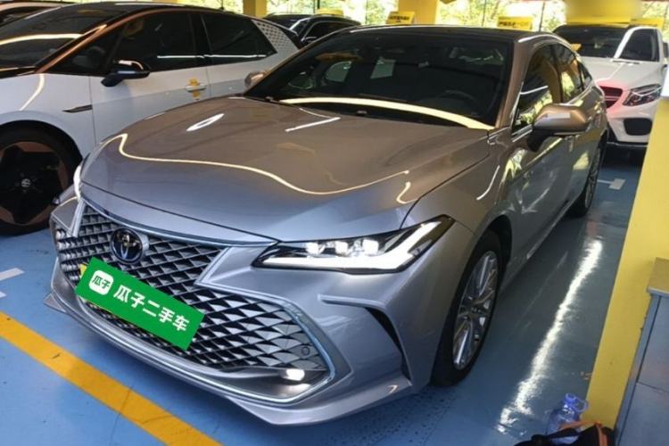 Used Toyota Avalon 2024 Dual-Engine 2.5L XLE Premium Edition Guazi used car, China used car export, Used car for sale, Used cars, Cheapest cars for sale