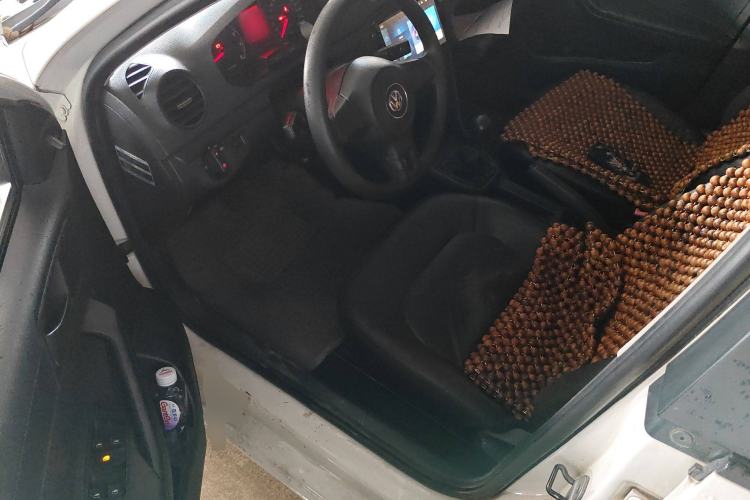 Used Volkswagen Jetta 2013 1.6L Manual Fashion Edition
