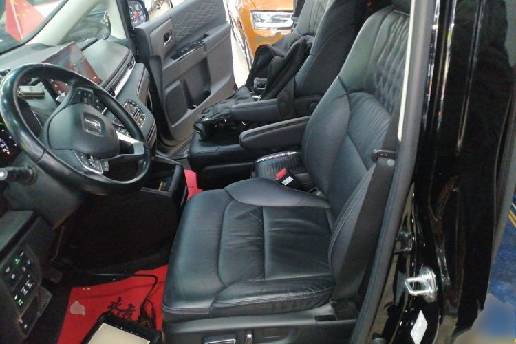 Used Honda Elysion 2022 2.0L eHEV Luxury Edition Left Front Seat