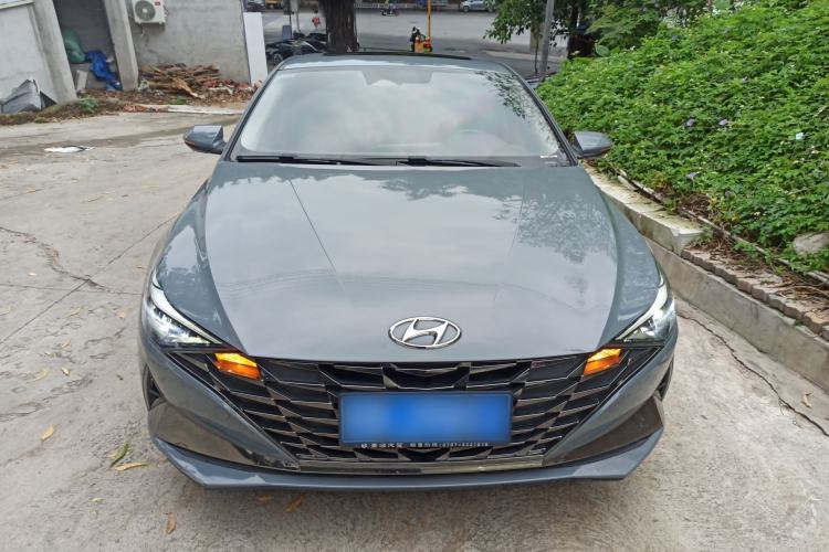 Used Hyundai Elantra 2021 1.5L CVT LUX Prestige Edition