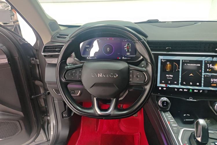 Used Lynk & Co 05 2020 2.0TD Two-Wheel Drive Shine Halo
