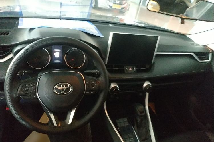 Used Toyota Wildlander 2021 2.0L CVT 4x4 Luxury Edition