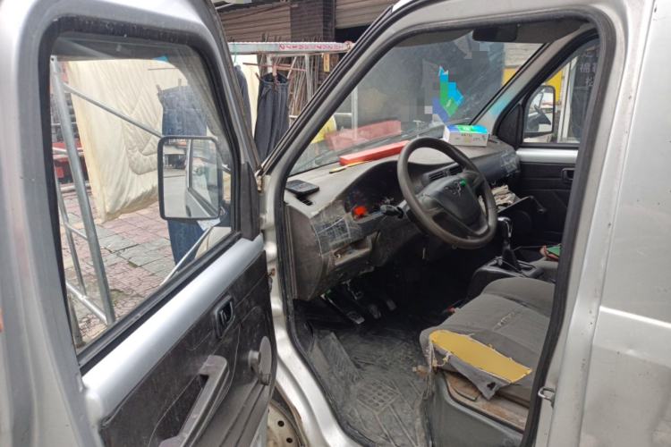 Used Wuling Rongguang Small Truck 2017 1.2L Single-Row Basic Model LSI Driver Seat