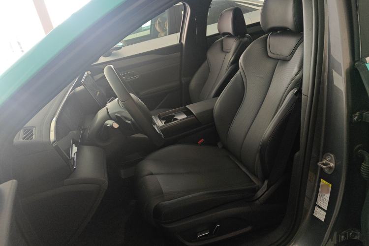 Used BYD Qin L 2025 EV 545KM Beyond Version Left Front Seat