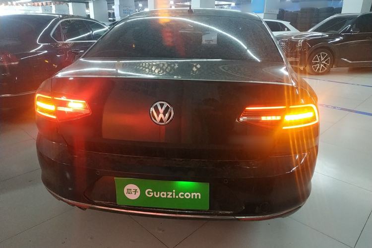 Used Volkswagen Magotan 2017 330TSI DSG Leading Model