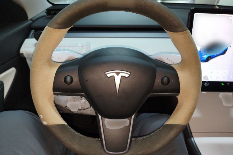 Used Tesla Model 3 2019 Long-Range All-Wheel-Drive Version
