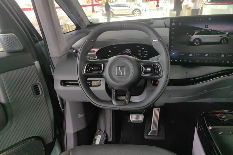 Used Zeekr MIX 2025 Intelligent Driving Version Steering Wheel