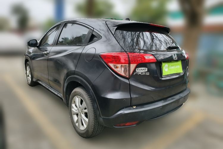 Used Honda Vezel 2015 1.5L manual two-wheel drive Comfort trim level
