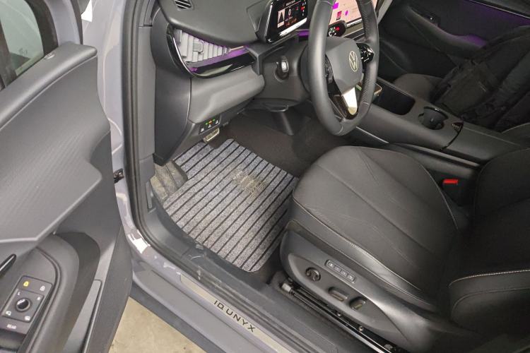 Used Volkswagen ID.UNYX 2024 Pro Long-Range Version