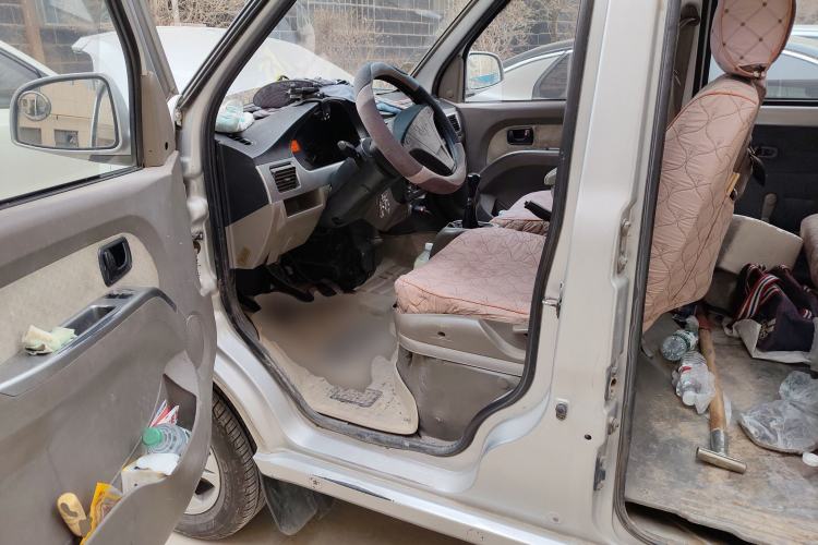 Used Wuling Rongguang 2011 1.2L Base Version