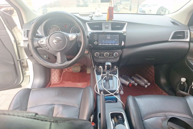 Used Nissan Sylphy 2018 1.6XV CVT Deluxe Edition Center Console