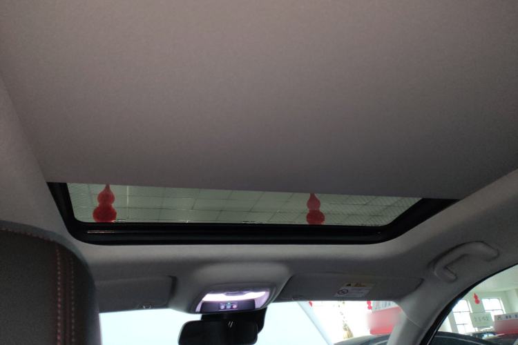 Used Chevrolet Trax 2021 Redline 335T CVT Top-Tier Model China VI Standard Headliner