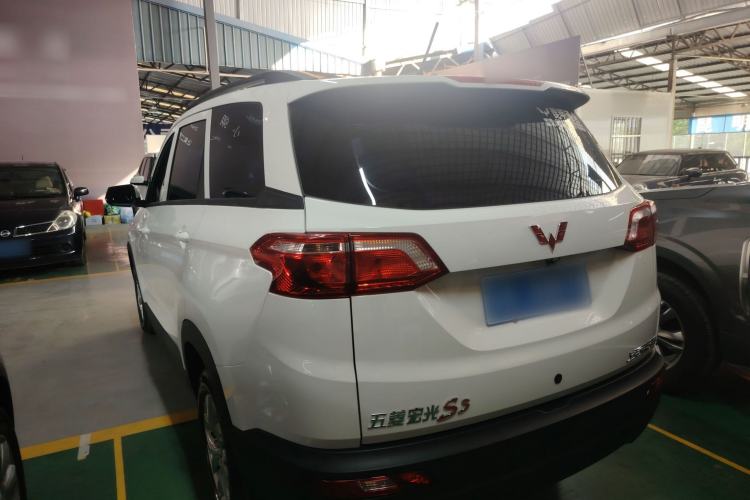 Used Wuling Hongguang S3 2019 1.5T Manual Standard Version China VI Rear Left 45 Deg
