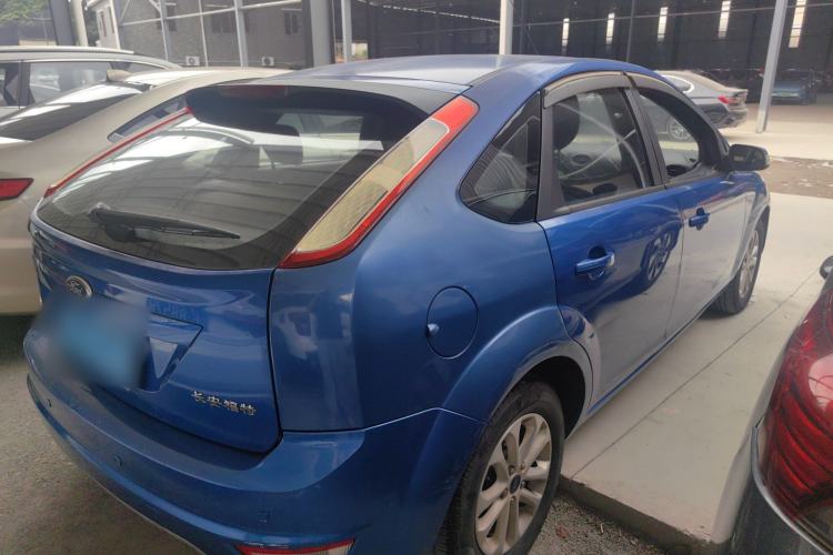 Used Ford Focus 2013 Hatchback Classic 1.8L Automatic Base Model Rear Right 45 Deg