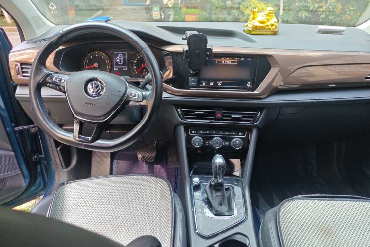 Used Volkswagen Tharu 2019 280TSI Two-Wheel Drive Luxury Version China VI Standard
