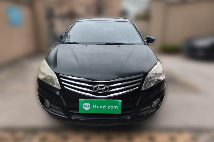 Used Hyundai Celesta 2011 1.6L Manual Comfort Edition Front