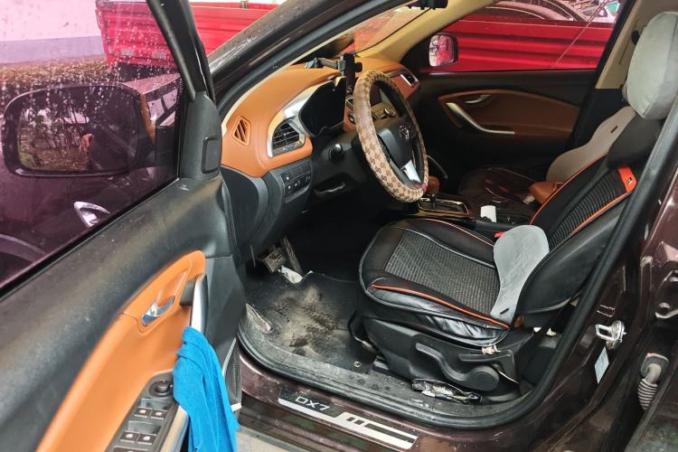 Used Soueast DX7 2018 1.5T Automatic Glory Edition Driver Seat