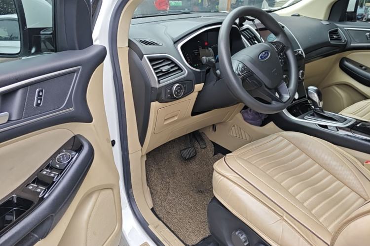 Used Ford Edge 2016 EcoBoost 245 Two-Wheel-Drive Titanium 5-Seater
