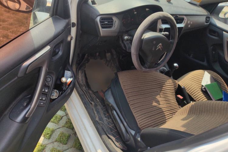 Used Citroen Elysee 2017 1.6L Manual Fashion Model Driver Seat