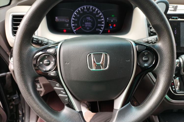 Used Honda Odyssey 2017 2.4L Luxury Edition Steering Wheel