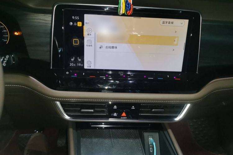 Used Volkswagen Viloran 2022 330TSI Luxury Edition