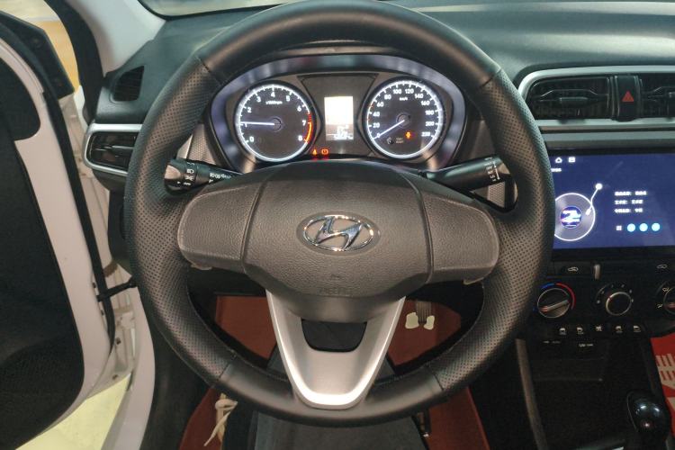 Used Hyundai Verna (older generation) 2017 1.4L Automatic YueXiang Edition China V-standard
