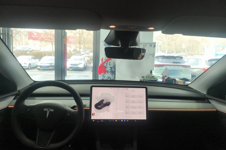 Used Tesla Model Y 2024 Long-Range All-Wheel-Drive Version
