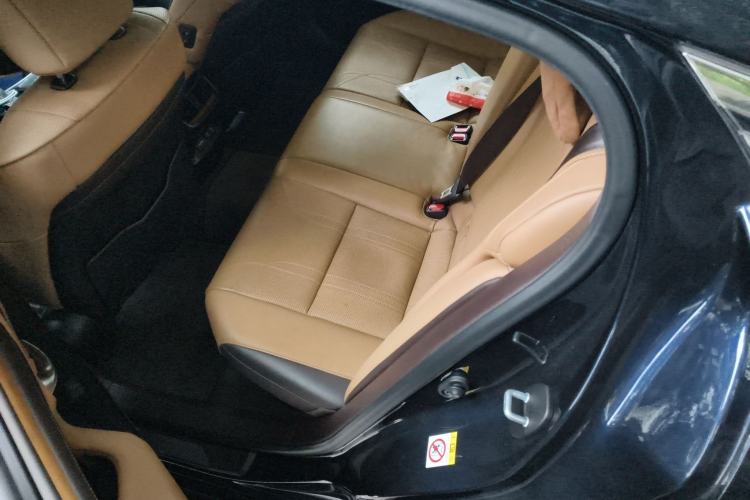 Used Lexus ES 2018 300h Executive Version China V Standard
