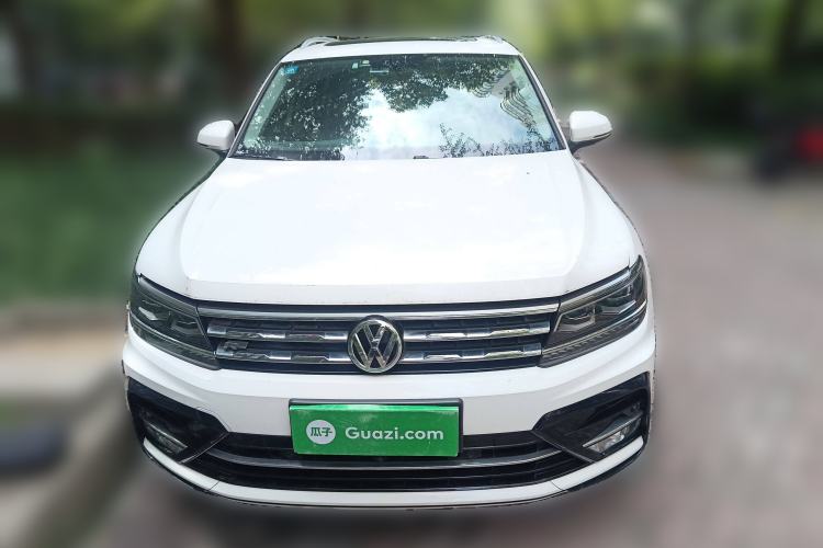 Used Volkswagen Tiguan L 2020 330TSI Automatic Two-Wheel Drive R-Line Flagship Version China VI Standard
