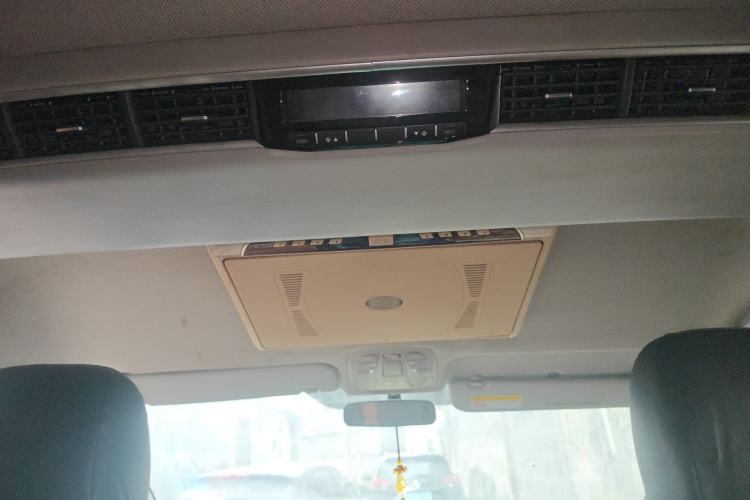 Used JAC Refine M4 2019 Business & Travel Series 2.0L Manual Comfort Model China VI Headliner