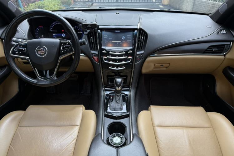 Used Cadillac ATS 2014 28T Comfort Version Interior 1