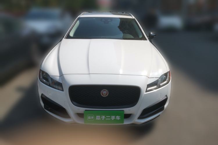 Used Jaguar XF 2018 XF Sportbrake 2.0T 250 PS All-Wheel Drive Luxury Edition Front