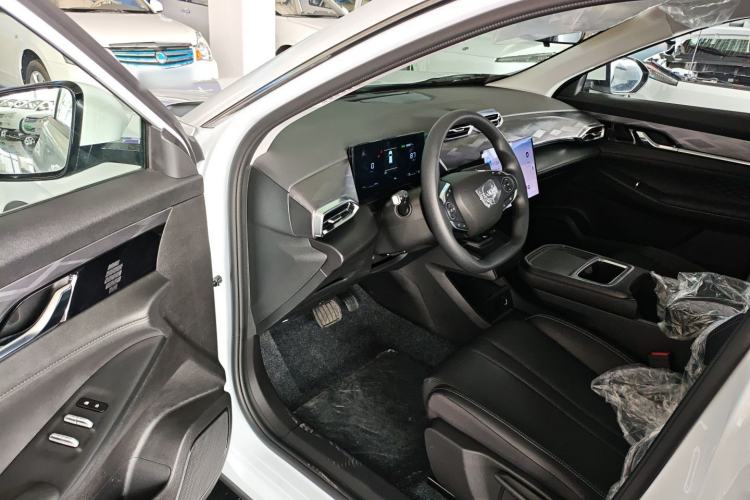 Used Dongfeng Aeolus SKY EV01 2025 530 km AIR Elite Edition