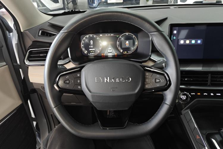 Used Lynk & Co 06 EM-P 2023 1.5T Remix PHEV Pro
